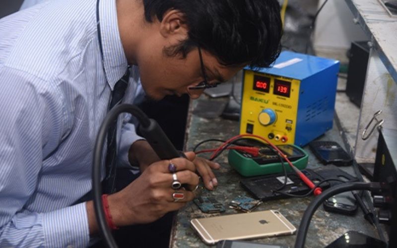 à¦®à§‹à¦¬à¦¾à¦‡à¦² à¦°à¦¿à¦ªà§‡à¦¯à¦¼à¦¾à¦°à¦¿à¦‚ à¦•à§‹à¦°à§à¦¸