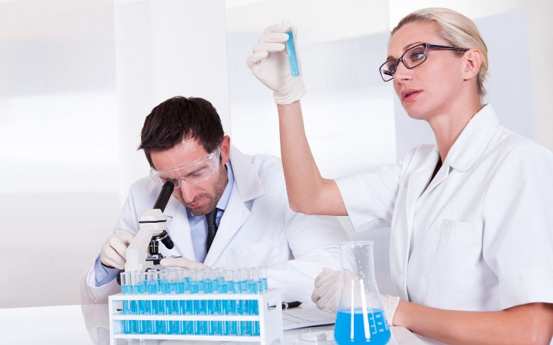paramedical courses lab technician